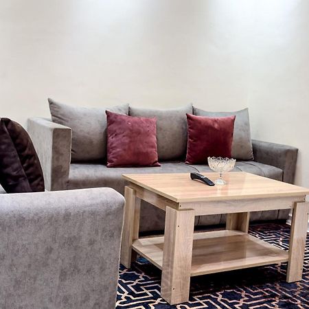 Appartement Spacieux Et Calme A Proximite De La Mer Et La Gare Agdal Rabat Eksteriør bilde